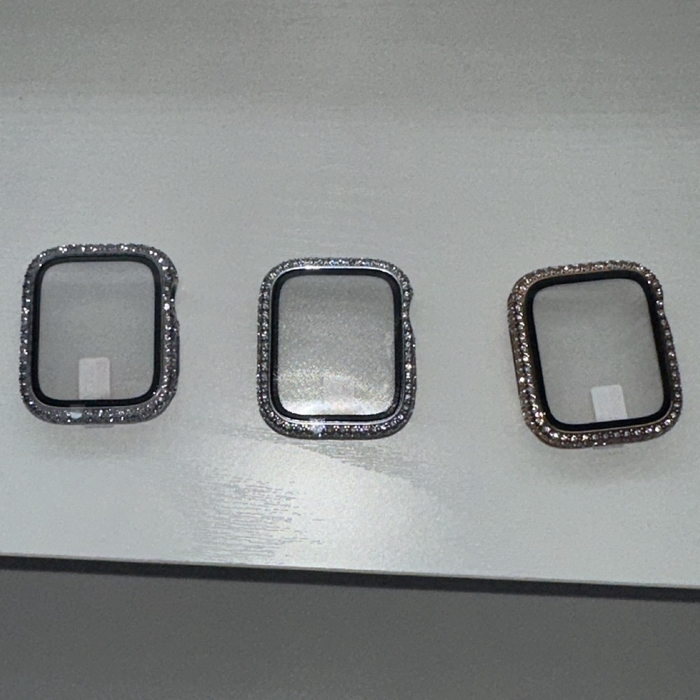 3 Apple Watch Face Cases